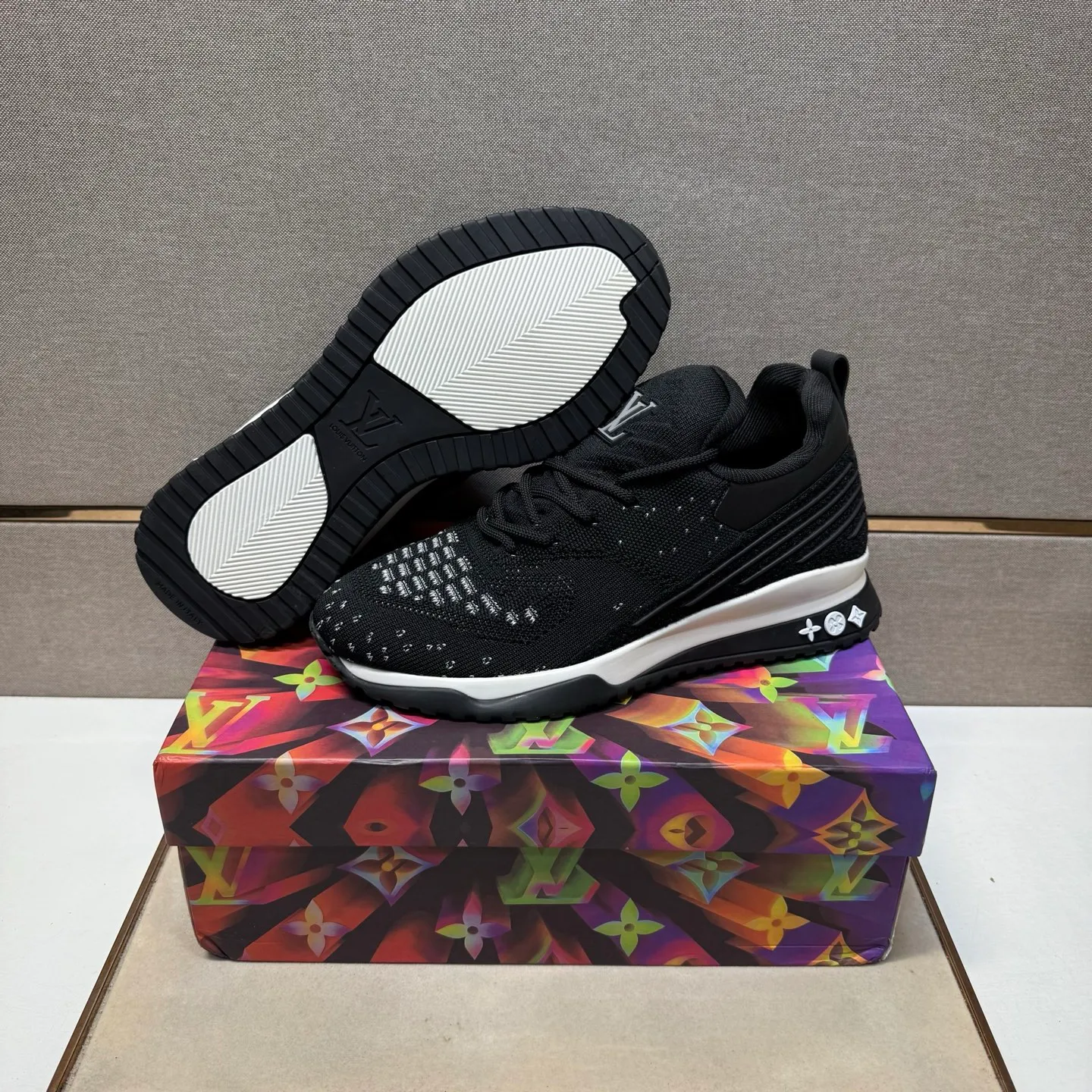 ⬛️Men's shoes 💰p480 [LV～] Men's casual shoes 2025z cabinet sales simultaneously 🔶Size: 38-44 #️⃣ 🔷7 colors🔜The upper is made of multi-material splicing➕Mesh lining, comfortable and breathable, sole: original comfortable and wear-resistant outsole, ⚠️real thing📱photographed🎬real thing is better📢📢📢